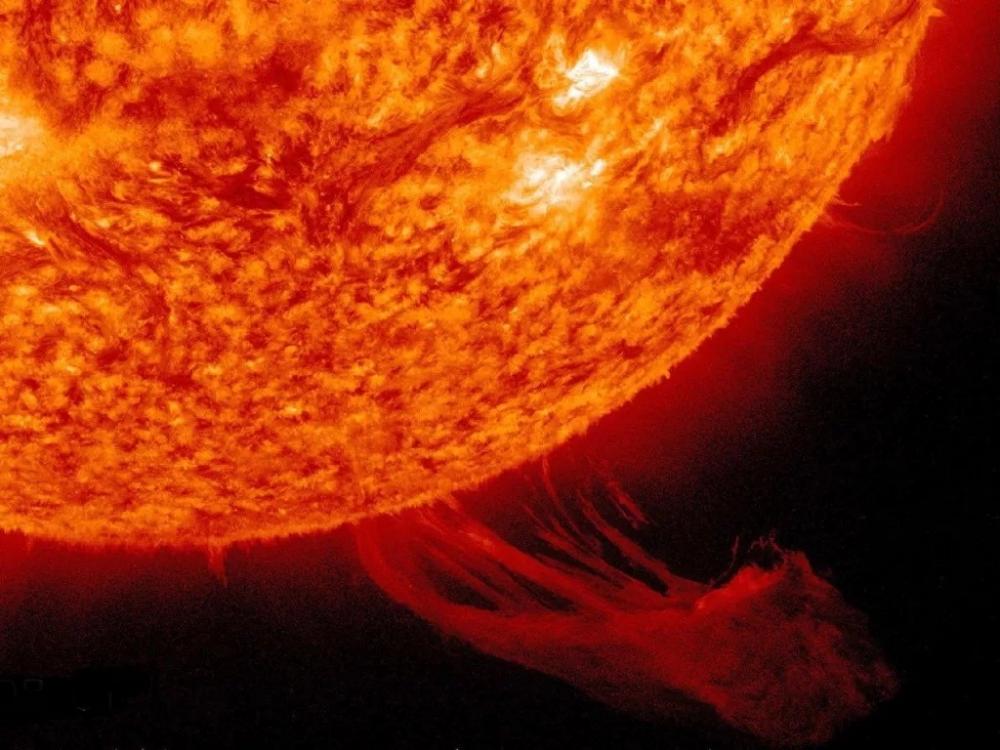 The Weekend Leader - Sun fires strongest solar flare in nearly 5 years